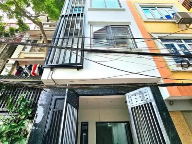 Nhà mặt phố bán tại Hoàn Kiếm, Hà Nội