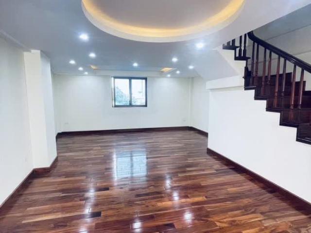 Nhà bán tại Hoàn Kiếm, Hà Nội