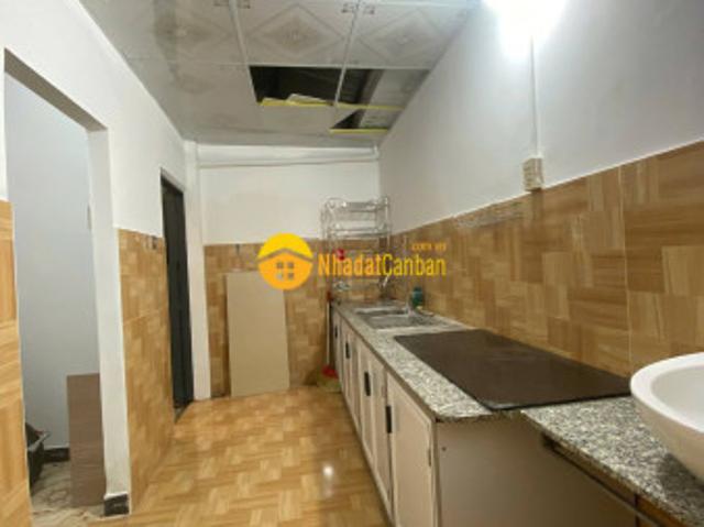 Nhà mặt phố bán