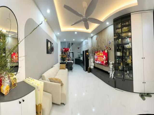 Nhà bán tại Hoàn Kiếm, Hà Nội