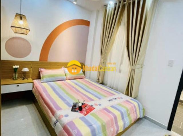 Nhà mặt phố bán