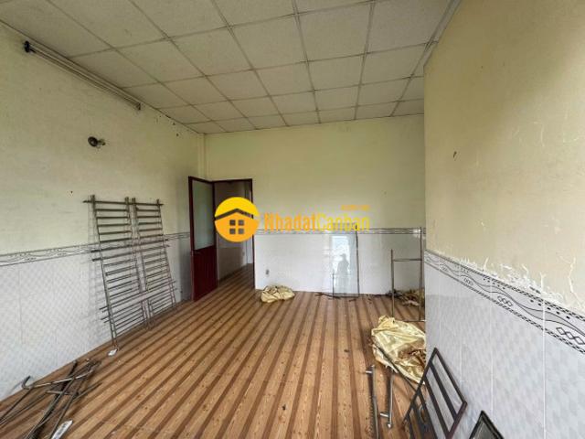 Nhà mặt phố bán