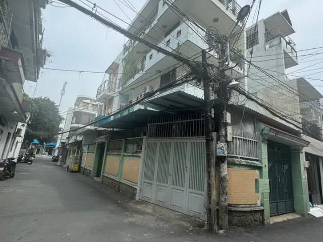 Nhà bán tại Khuôn viên UBND Thành phố Hồ Chí Minh, Thành phố Hồ Chí Minh