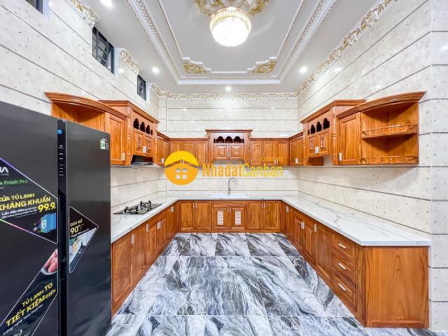 Nhà mặt phố bán