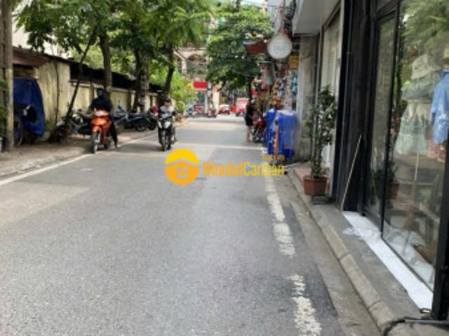 Nhà mặt phố bán