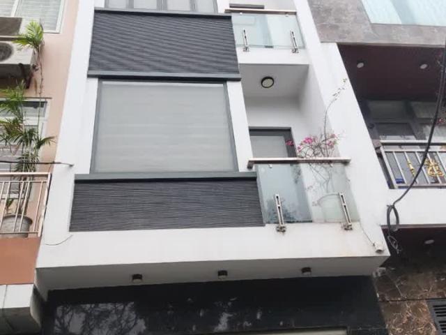 Nhà mặt phố bán tại Hoàn Kiếm, Hà Nội