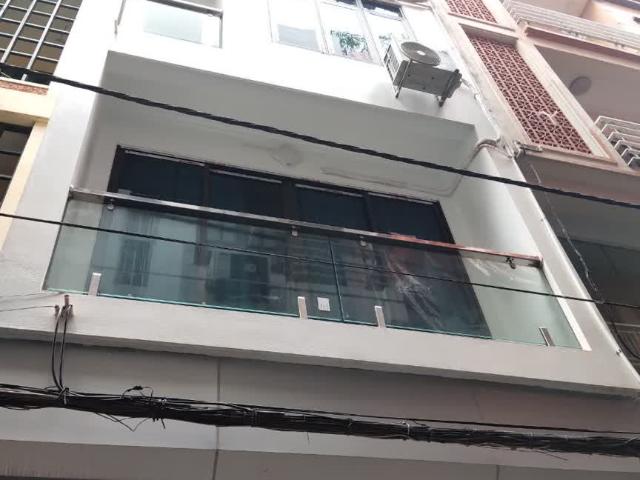 Nhà mặt phố bán tại Hoàn Kiếm, Hà Nội