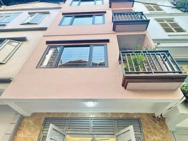 Nhà mặt phố bán tại Hoàn Kiếm, Hà Nội
