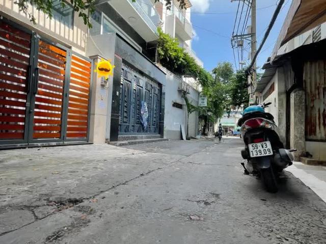 Nhà bán tại Khuôn viên UBND Thành phố Hồ Chí Minh, Thành phố Hồ Chí Minh