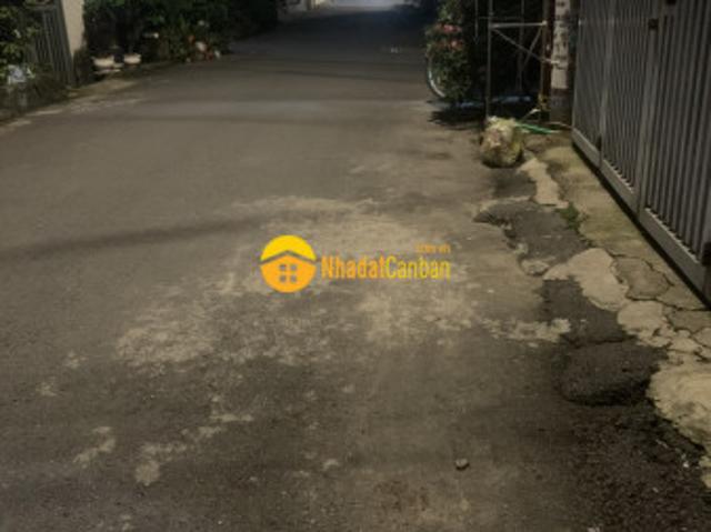 Nhà mặt phố bán