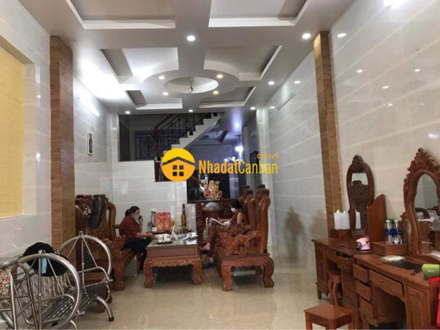 Nhà mặt phố bán