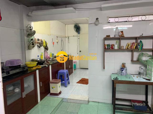 Nhà mặt phố bán