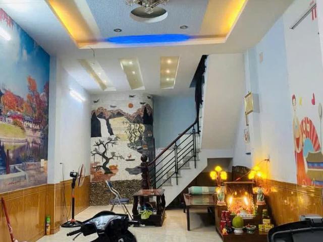 Nhà bán tại Khuôn viên UBND Thành phố Hồ Chí Minh, Thành phố Hồ Chí Minh