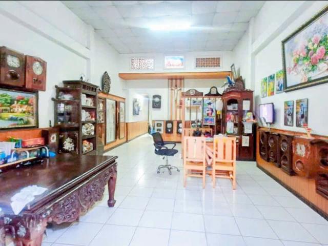Nhà bán