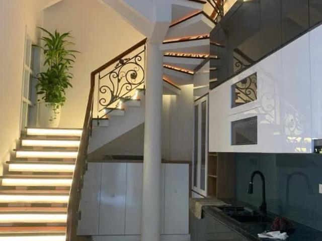 Nhà bán tại Hoàn Kiếm, Hà Nội