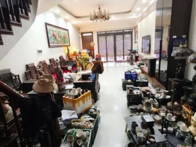Nhà bán tại Hoàn Kiếm, Hà Nội