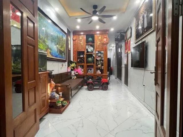 Nhà bán tại Hoàn Kiếm, Hà Nội