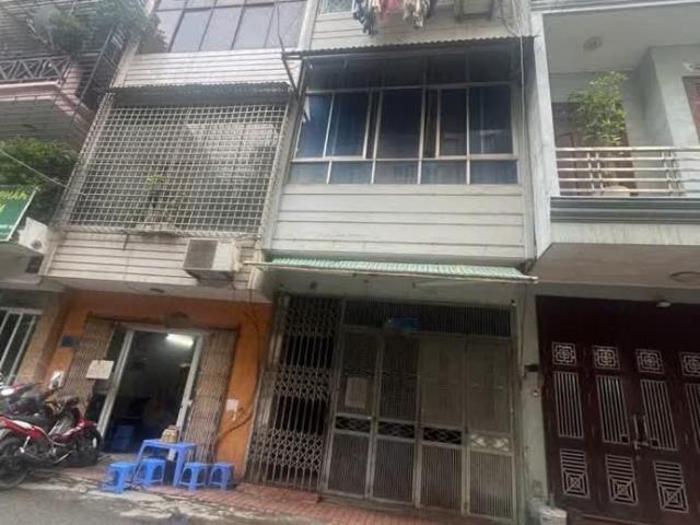 Nhà mặt phố bán tại Hoàn Kiếm, Hà Nội