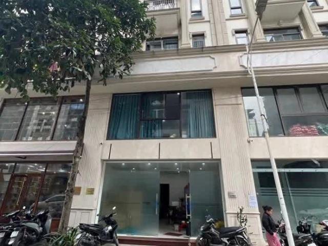 Biệt Thự bán tại Hoàn Kiếm, Hà Nội