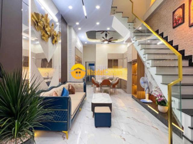 Nhà mặt phố bán