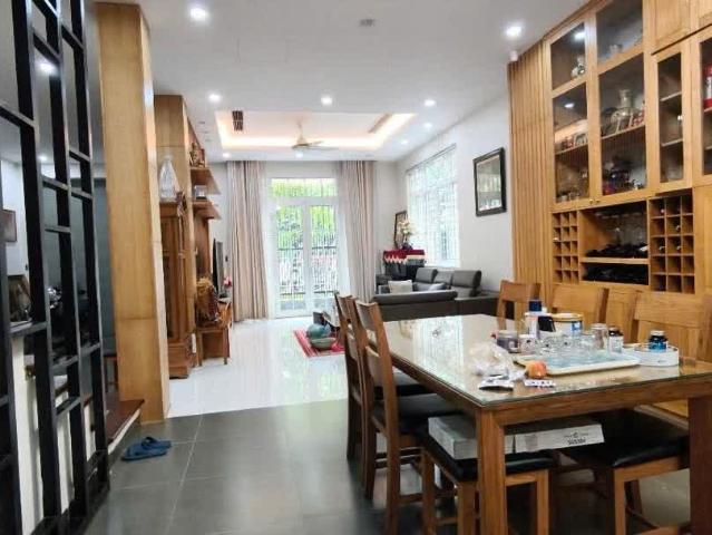 Biệt Thự bán tại Hoàn Kiếm, Hà Nội