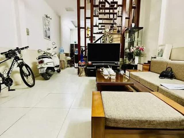 Nhà bán tại Hoàn Kiếm, Hà Nội