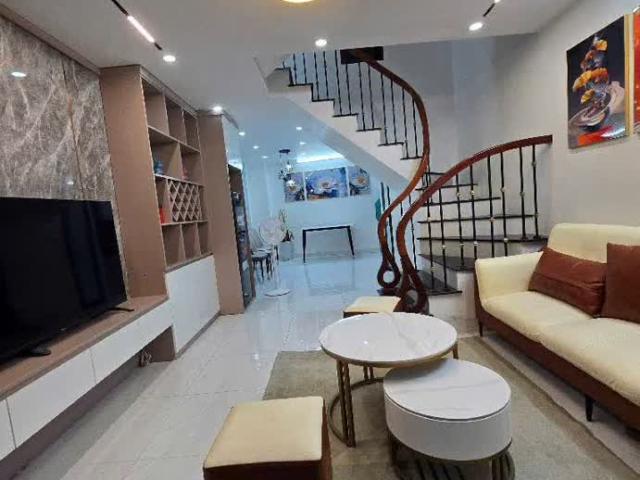 Nhà bán tại Hoàn Kiếm, Hà Nội