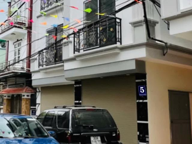 Nhà mặt phố bán tại Hoàn Kiếm, Hà Nội