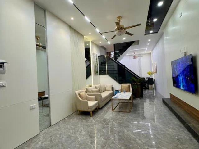Nhà bán tại Hoàn Kiếm, Hà Nội