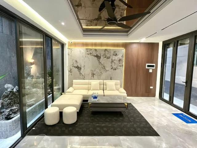 Nhà bán tại Hoàn Kiếm, Hà Nội