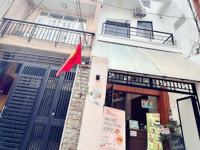 Nhà mặt phố bán