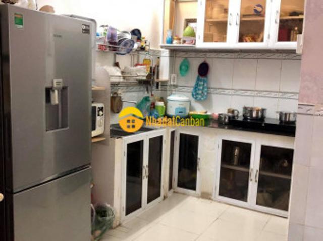 Nhà mặt phố bán