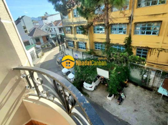 Nhà mặt phố bán