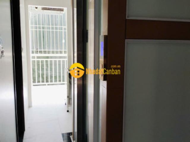 Nhà mặt phố bán