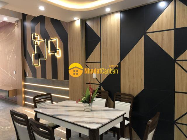 Nhà mặt phố bán