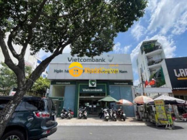 Nhà mặt phố bán