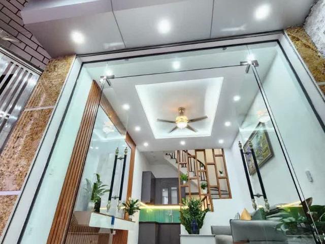 Nhà bán tại Hoàn Kiếm, Hà Nội