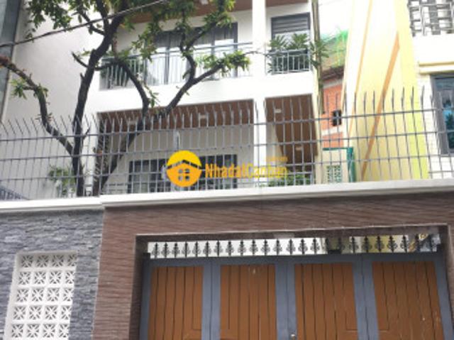 Nhà mặt phố bán