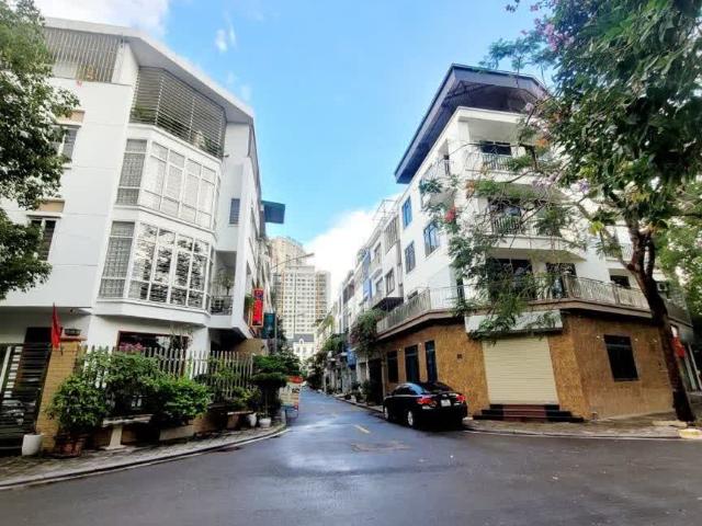 Nhà mặt phố bán tại Hoàn Kiếm, Hà Nội