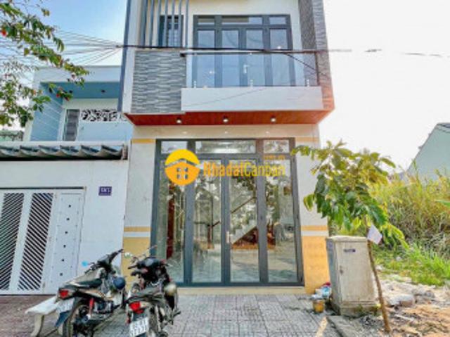 Nhà mặt phố bán