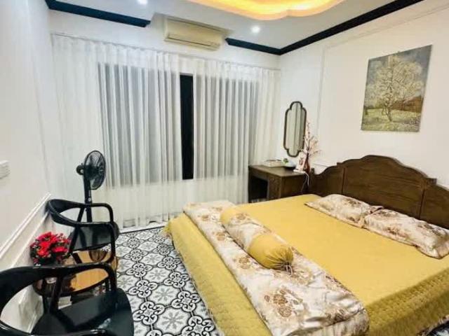 Nhà bán tại Hoàn Kiếm, Hà Nội