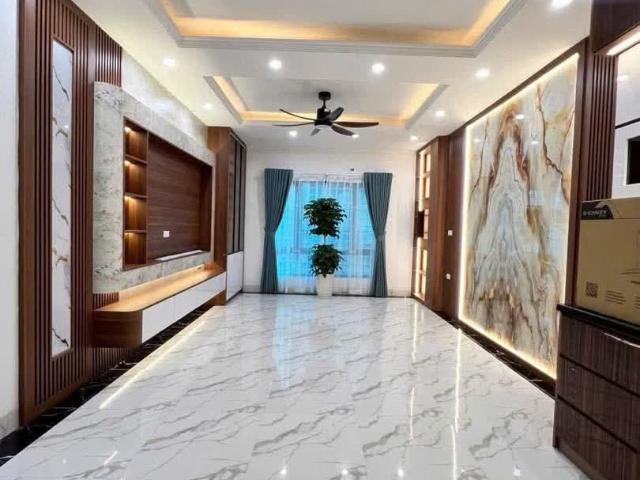Nhà bán tại Hoàn Kiếm, Hà Nội