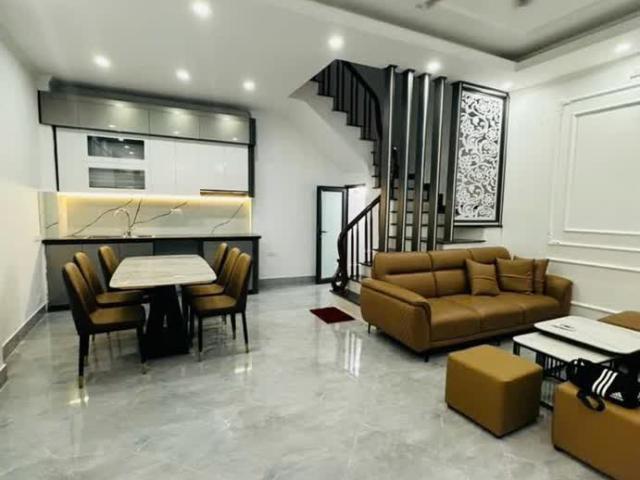 Nhà bán tại Hoàn Kiếm, Hà Nội