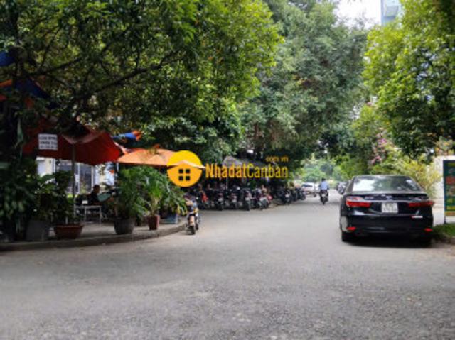Nhà mặt phố bán