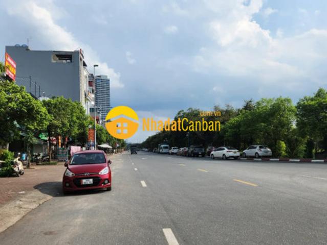 Nhà mặt phố bán