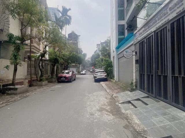 Biệt Thự bán tại Hoàn Kiếm, Hà Nội