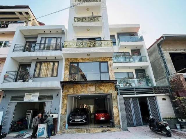 Nhà bán tại Hoàn Kiếm, Hà Nội