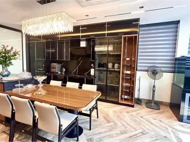 Nhà bán tại Hoàn Kiếm, Hà Nội