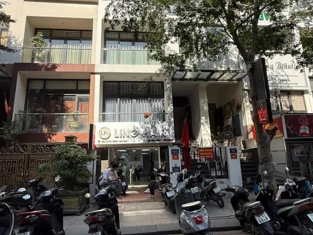 Nhà bán tại Hoàn Kiếm, Hà Nội