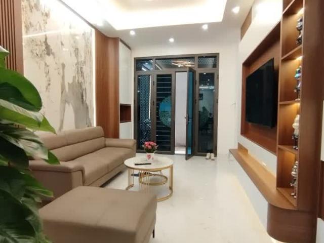Nhà bán tại Hoàn Kiếm, Hà Nội